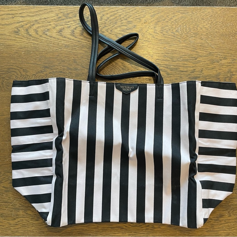 Victoria Secret 2016 Limited Edition Black and Light Pink Striped Tote